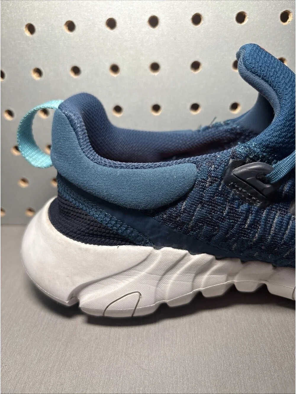 Nike Free Run 5.0 RN Running Shoes Mens Sz 9.5 Blue Comfort Lightweight Sneakers